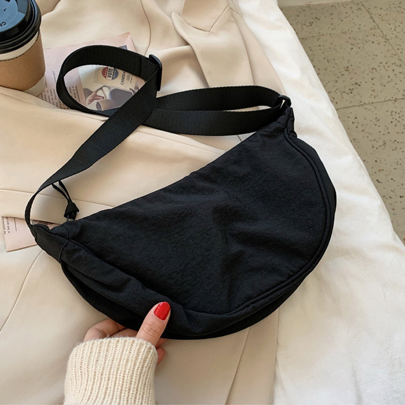 Yola | Sac en forme de demi-lune