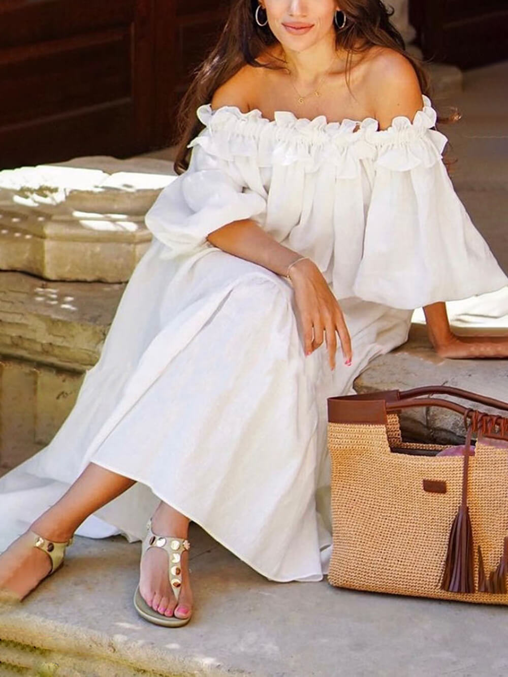 Giselle - Robe midi à épaule chic off