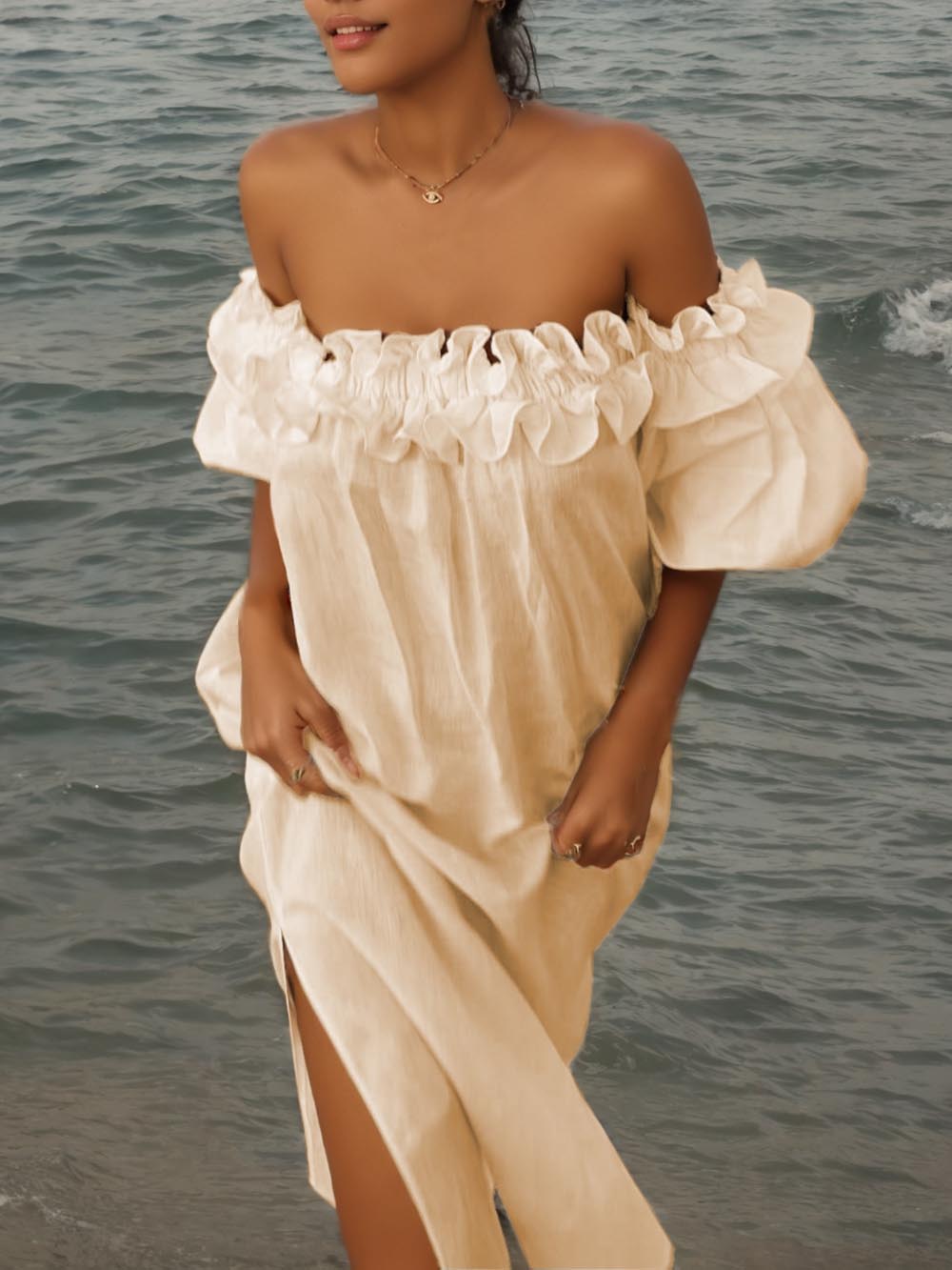 Giselle - Robe midi à épaule chic off