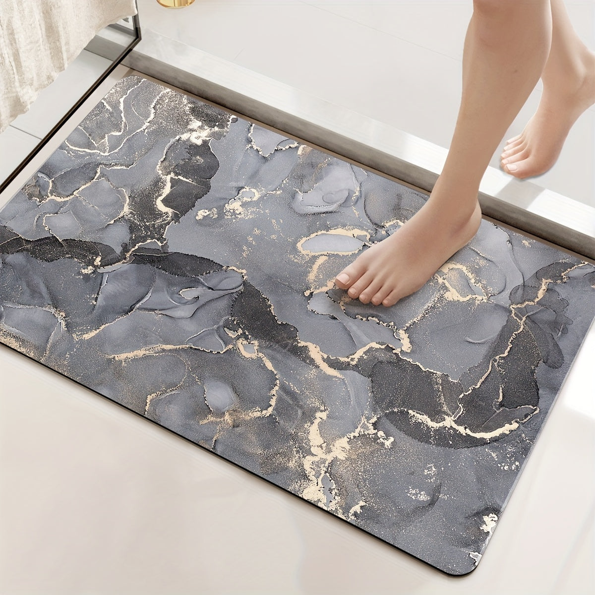 Tapis de bain antidérapant en marbre Fien – Confort luxueux et sécurité pour votre salle de bain