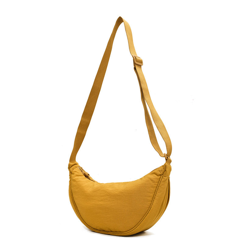 Yola | Sac en forme de demi-lune