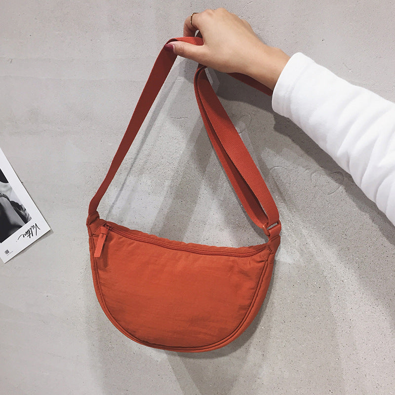 Yola | Sac en forme de demi-lune