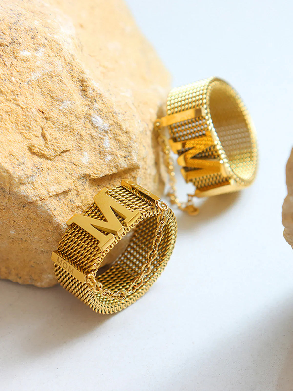 Bague Décorative Chaîne & Lettre M