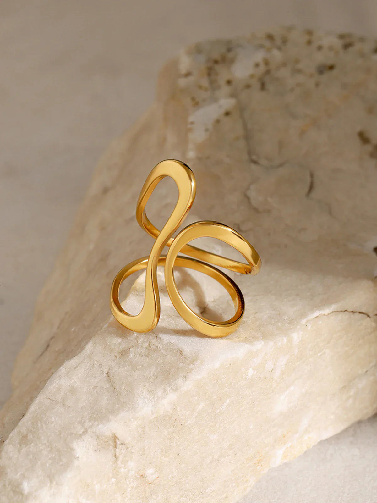 Bague Ouverte Roma Irregulière en Or
