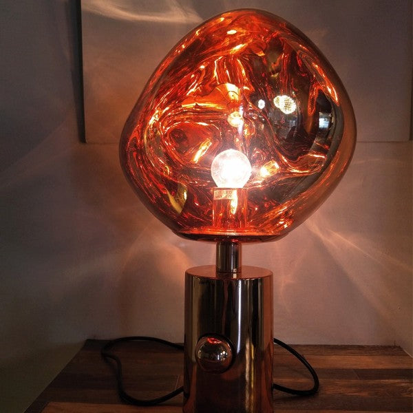 Lampe de table Eva - Design LED futuriste, douille E27, 40W - Lumière d'accent moderne pour la maison et le bureau