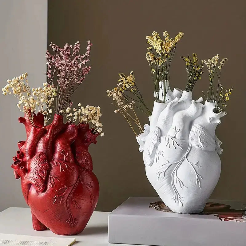 Vase décoratif en forme de cœur – Élégant récipient pour arrangements floraux