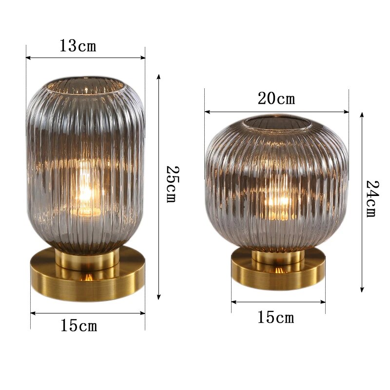 Lampe de table Isa en cristal - Lampe en verre au design scandinave, décoration intérieure moderne et élégante