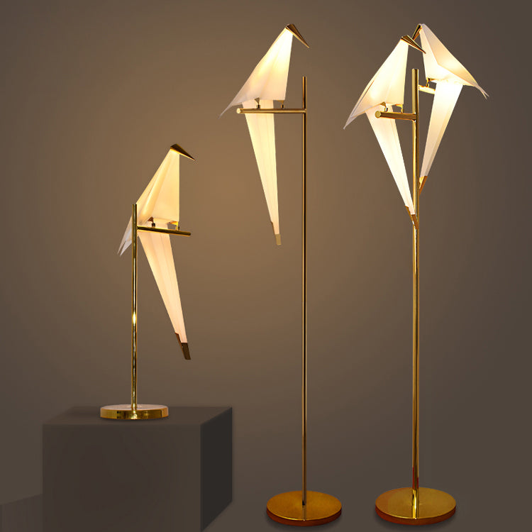 Lampe à oiseaux magnétique Samuel – Lampe LED moderne au design origami pour un environnement de vie élégant