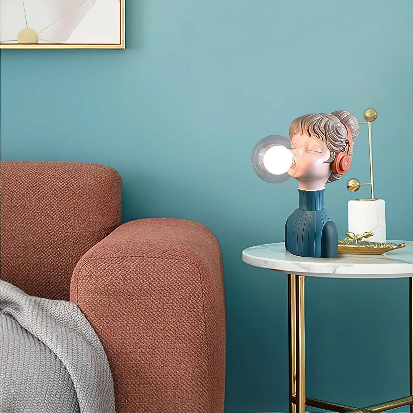 Lampe LED Bubble Gum Girl exclusive - Lumière décorative unique pour intérieurs modernes