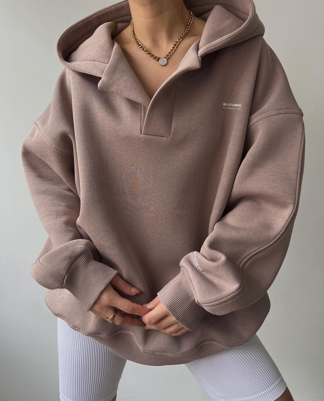 Sweat à capuche Lady Oversize - Look délicieux et moderne