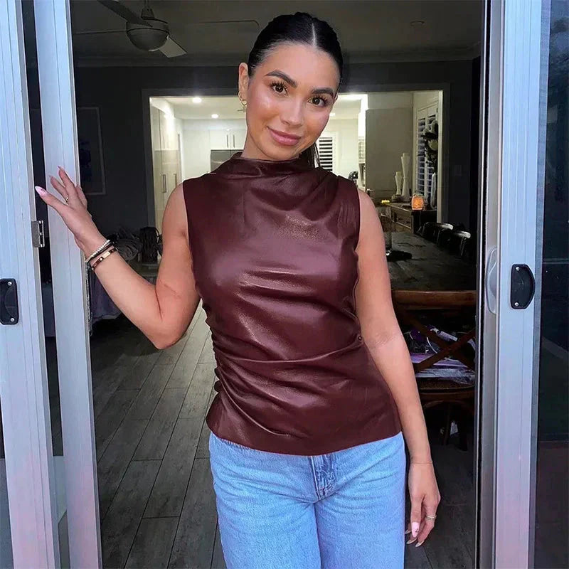 Top dame avec une épaule en cuir