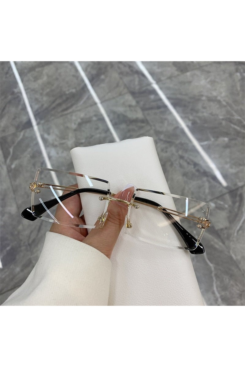 Lunettes de soleil rectangulaires sans monture