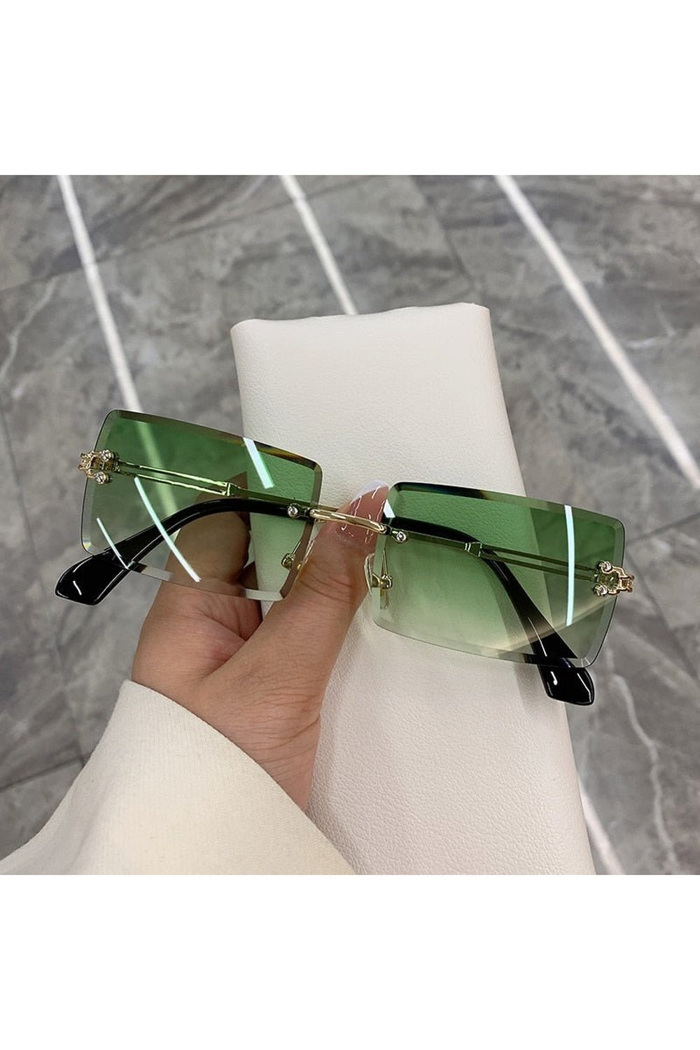 Lunettes de soleil rectangulaires sans monture
