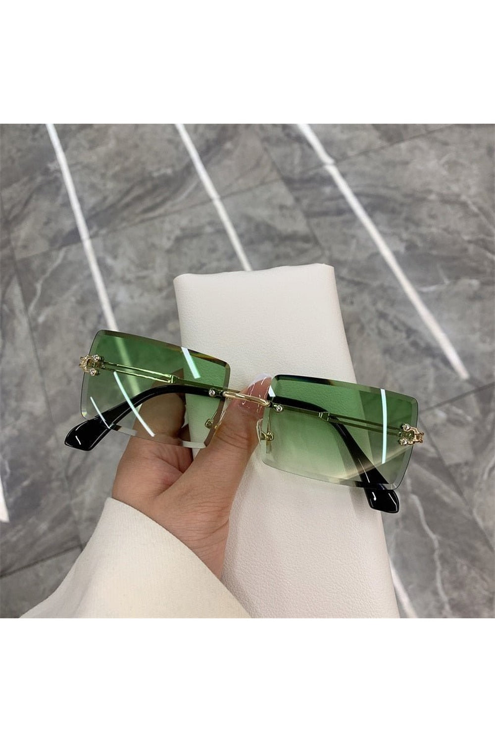 Lunettes de soleil rectangulaires sans monture
