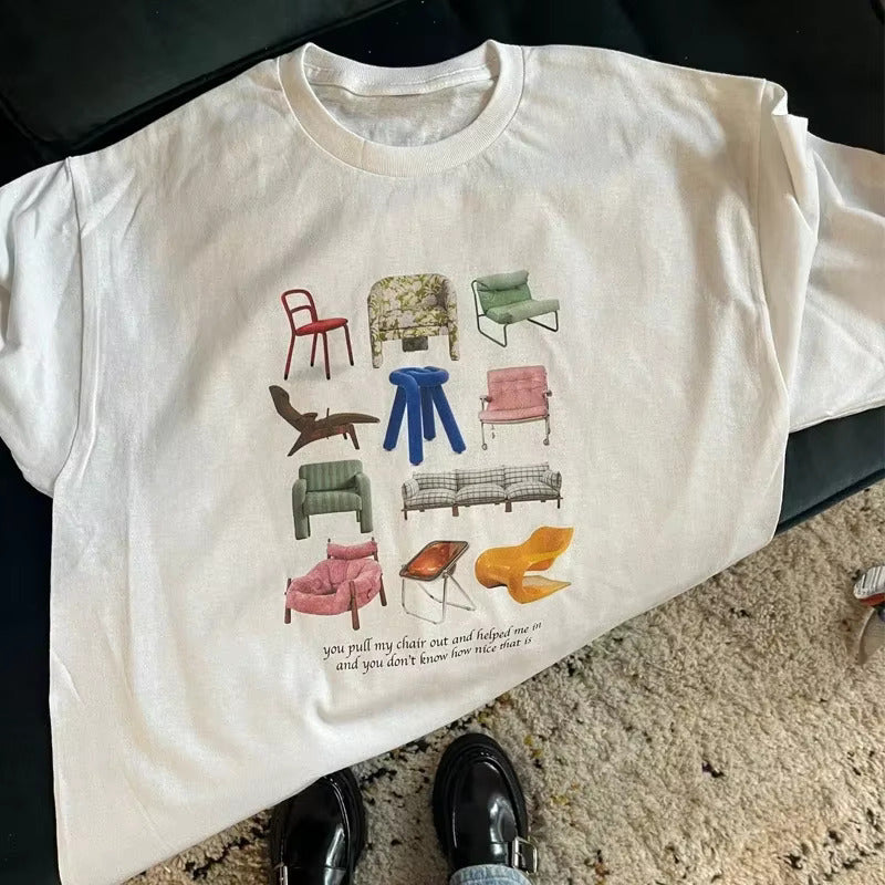 T-shirt surdimensionné avec motif de chaise
