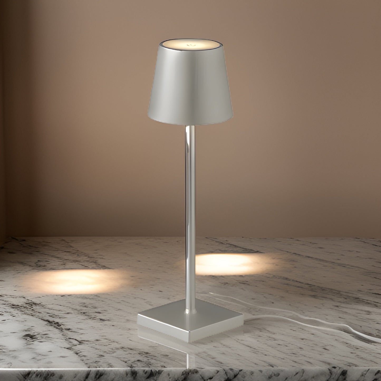 Lampe de table rechargeable