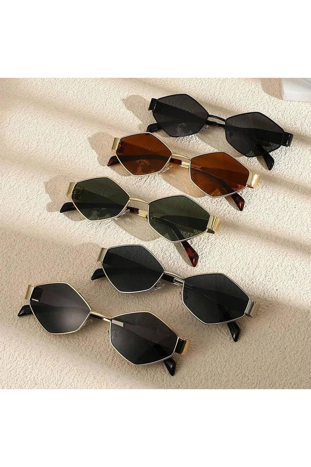 Lunettes de soleil polygonales