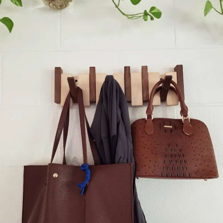 Étagère Pour Vêtements En Bois - Design Élégant Et Rangement Optimal