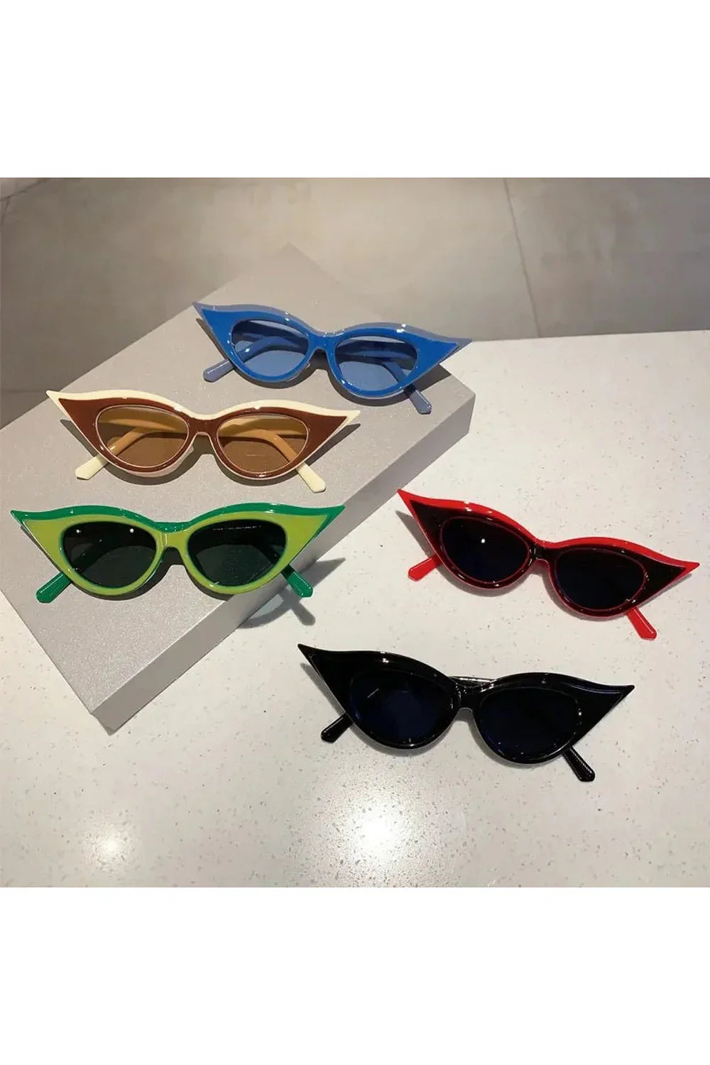 Lunettes de soleil rétro œil de chat tendance