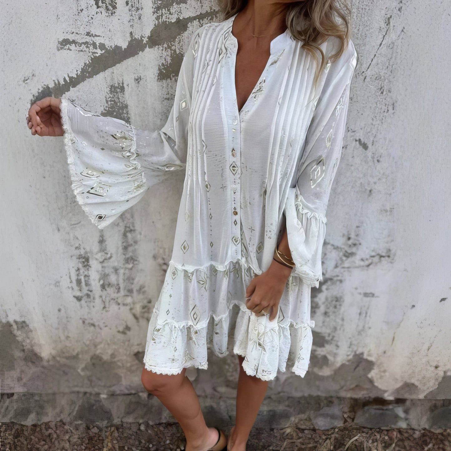 Mara - mini robe à manches longues à la mode
