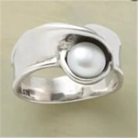 Bague en Perle Rétro