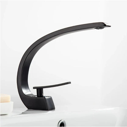 Robinet de douche élégant en laiton – Design stylé et manipulation fluide
