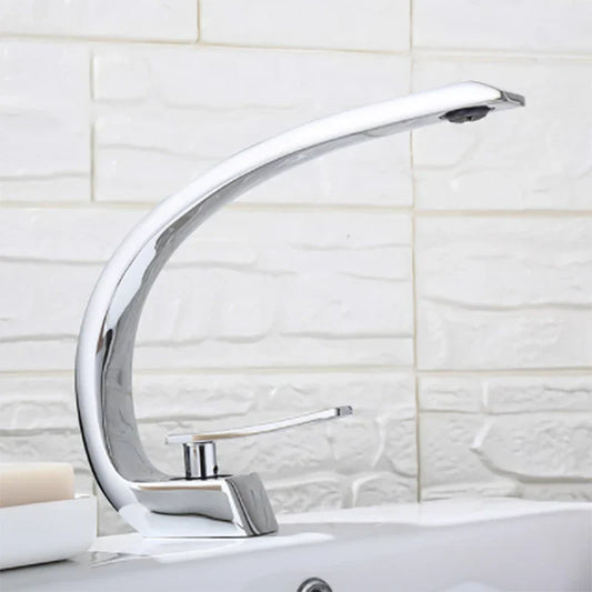 Robinet de douche élégant en laiton – Design stylé et manipulation fluide