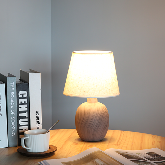 Lampe de Table Moderne Finn - Design scandinave élégant, Rechargeable, Dimmable, Économique en énergie