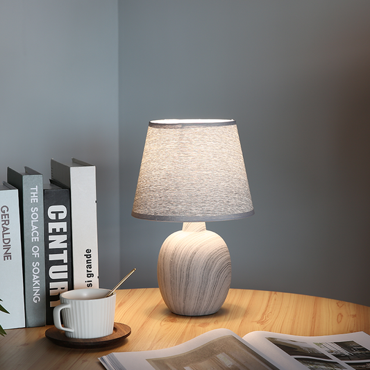 Lampe de Table Moderne Finn - Design scandinave élégant, Rechargeable, Dimmable, Économique en énergie