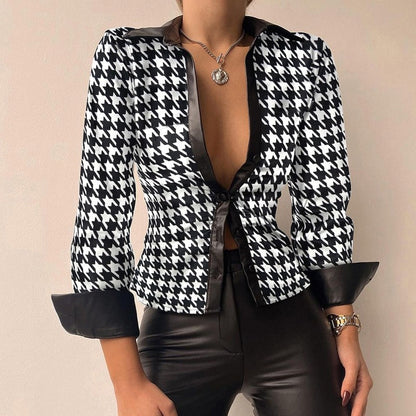 Silvia | Blouse en patchwork à manches longues en cuir PU à décolleté en V imprimé
