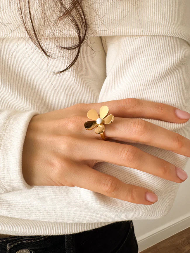 Bague Marguerite en Émail Doré Flora