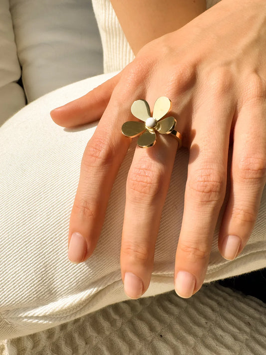 Bague Marguerite en Émail Doré Flora