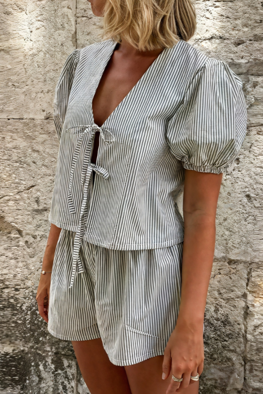 Talia - chemise à manches bouffantes élégante et ensemble court