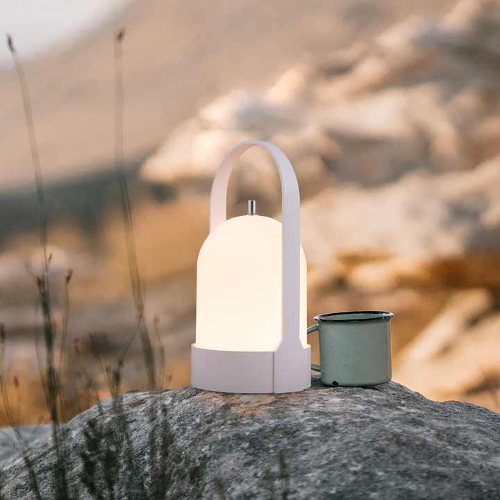 Lampe de Table Rechargeable Lotus – Élégante Lampe de Table Sans Fil avec Dimmer Tactile et Charge USB-C
