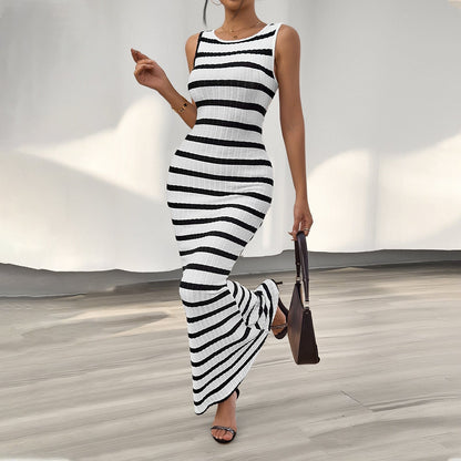 Robe Moulante à Rayures en Maille - Femme - Orevia