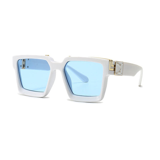 Lunettes de soleil carrées teintées aux normes modernes