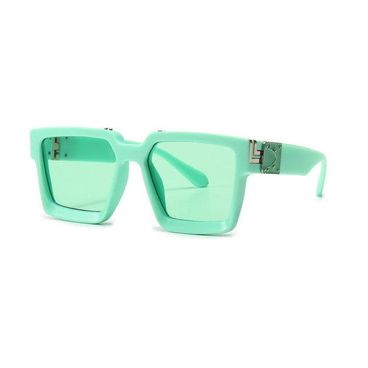 Lunettes de soleil carrées teintées aux normes modernes