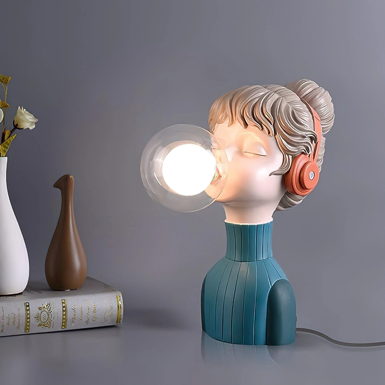 Lampe LED Bubble Gum Girl exclusive - Lumière décorative unique pour intérieurs modernes