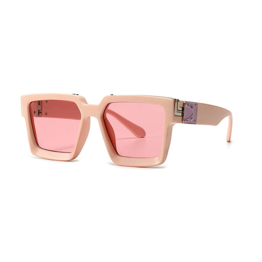 Lunettes de soleil carrées teintées aux normes modernes