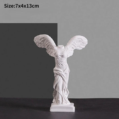 Statue de la Déesse de la Victoire – Figure élégante de la mythologie grecque en résine de haute qualité pour votre décoration