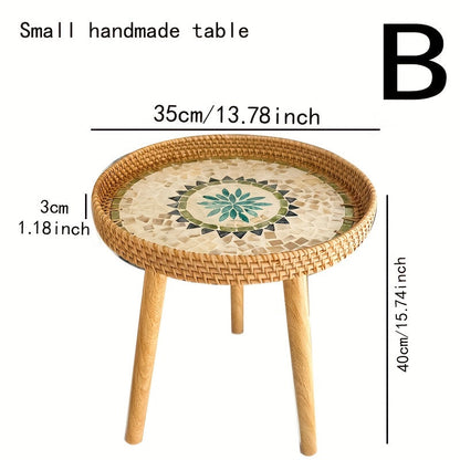Table d'appoint Tripod en Rattan Scandinave – Design Léger et Élégant pour Espaces Modernes