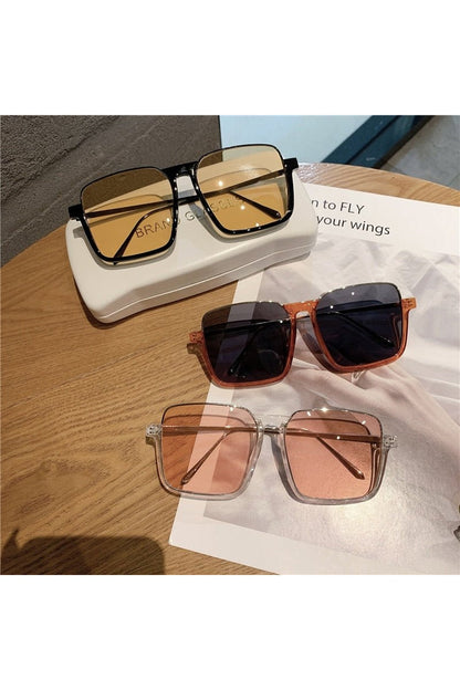 Lunettes de soleil carrées en métal Baddie