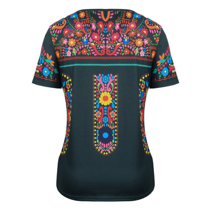 T-shirt bohème avec broderie colorée et motif floral