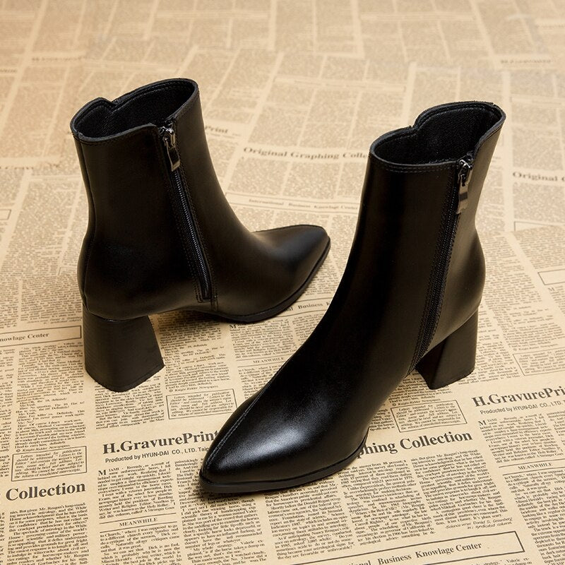 Bottines Élégantes en Noir pour Femmes