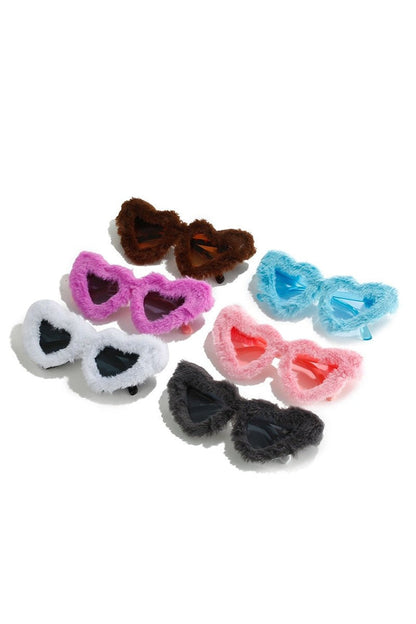 Lunettes de soleil en peluche en forme de cœur