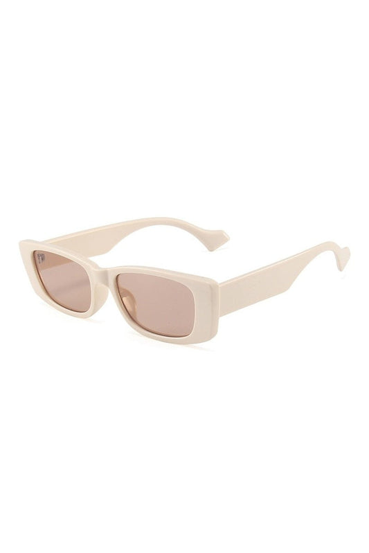 Petites lunettes de soleil rétro