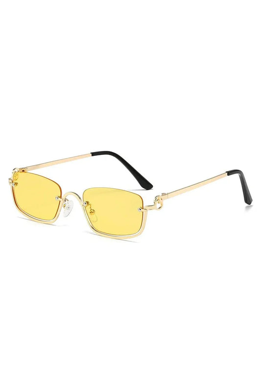 Petites lunettes de soleil carrées