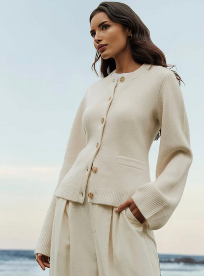 Veste en tricot avec boutons - élégance et confort pour toute occasion