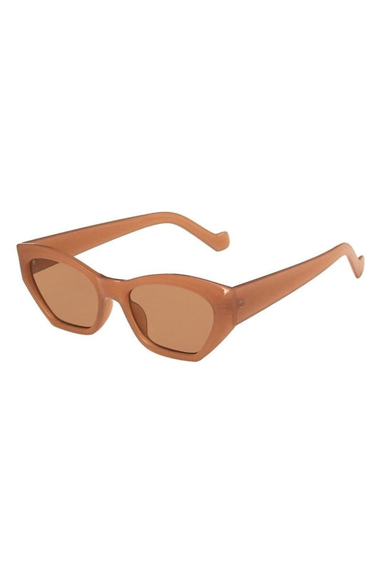 Lunettes de soleil vintage irrégulières