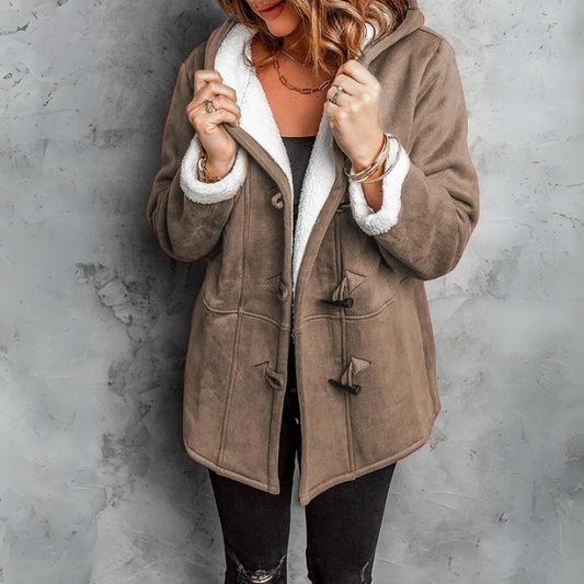 Veste d'hiver pour les femmes avec une capuche et un teddyfor - une veste chaude et élégante pour les jours froids